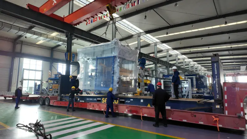 Οι έξυπνες μηχανές κατασκευής τούβλων QuanGong ξεκινούν ένα νέο ταξίδι στο εξωτερικό, συμβάλλοντας στην πράσινη αναβάθμιση της παγκόσμιας υποδομής.